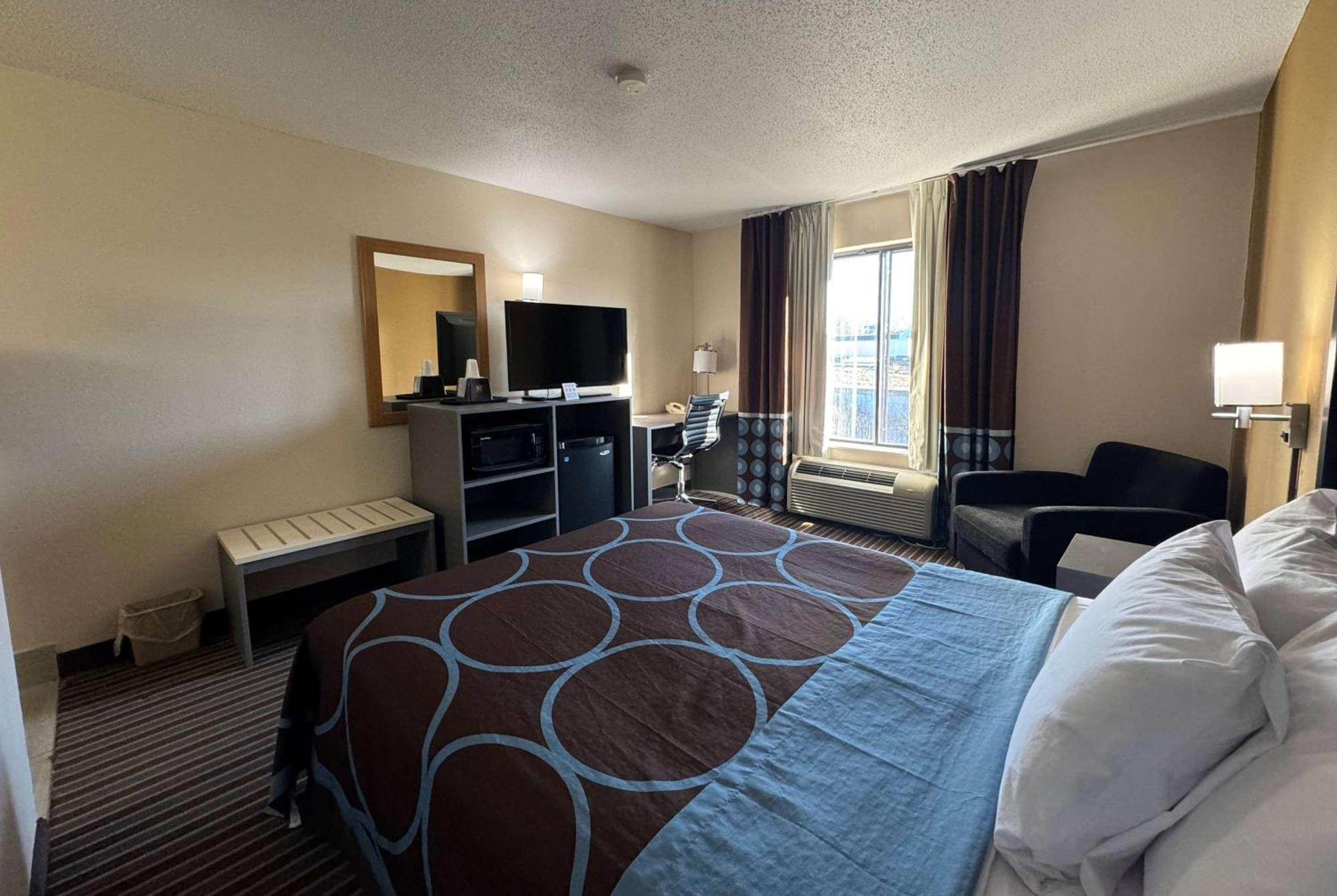 Hotel Super 8 By Wyndham Columbia Clark Lane Esterno foto